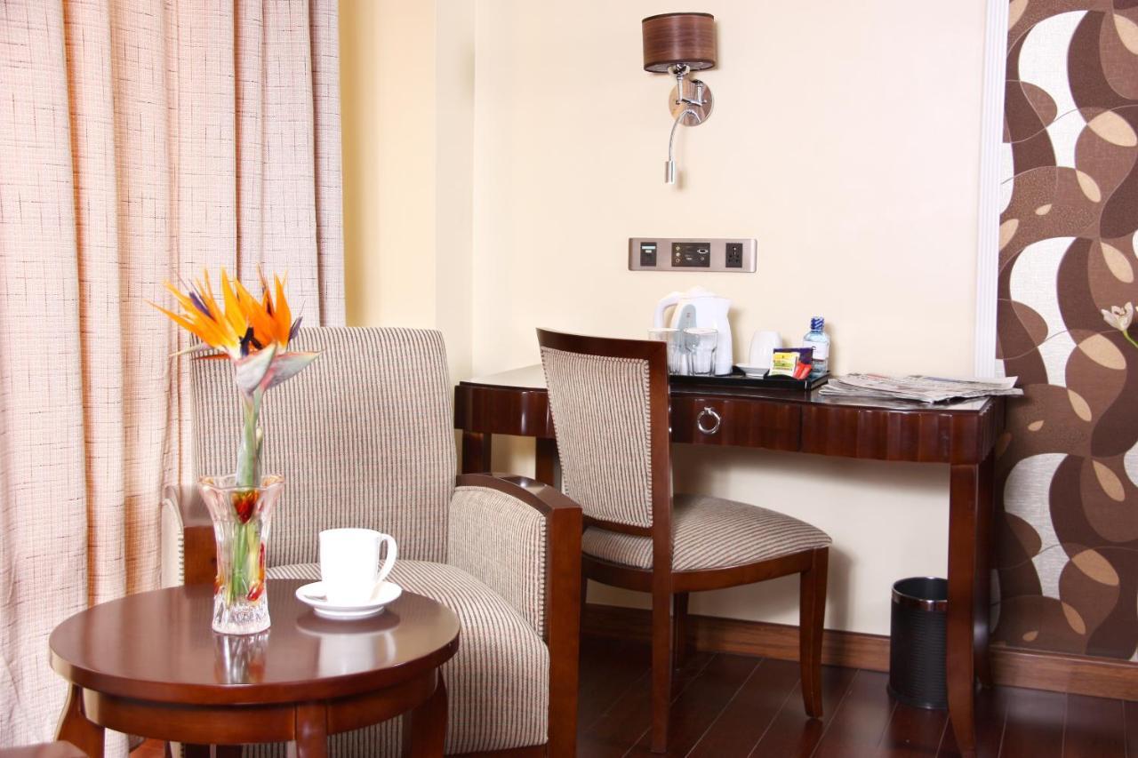 The White Rhino Hotel Nyeri Zewnętrze zdjęcie